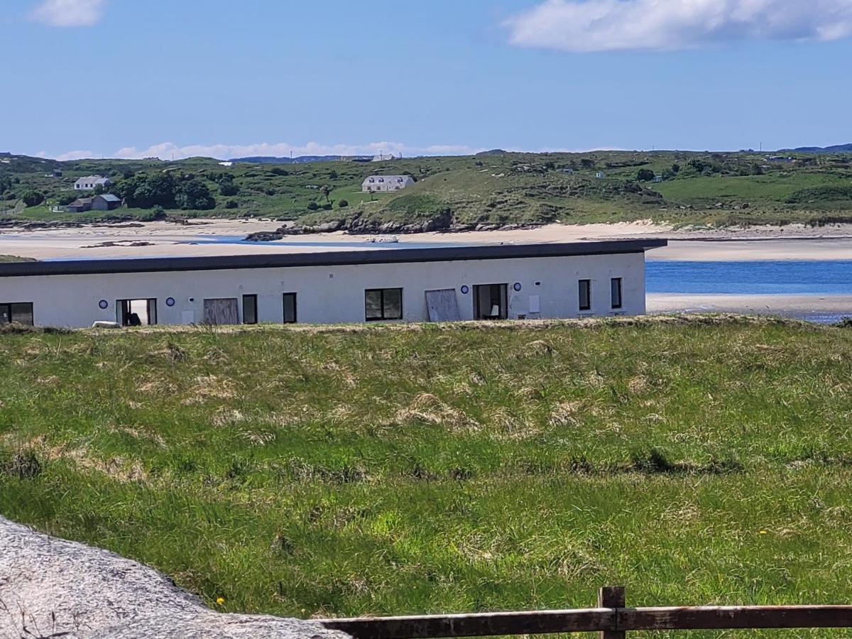 Ostan Gweedore Deluxe Apartments バンベッグ エクステリア 写真