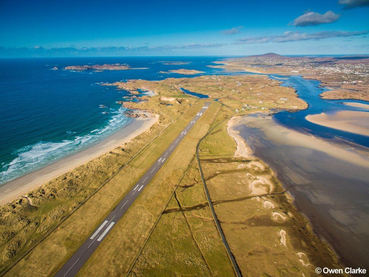 Ostan Gweedore Deluxe Apartments バンベッグ エクステリア 写真