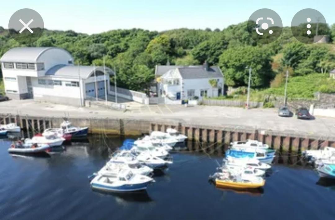 Ostan Gweedore Deluxe Apartments バンベッグ エクステリア 写真