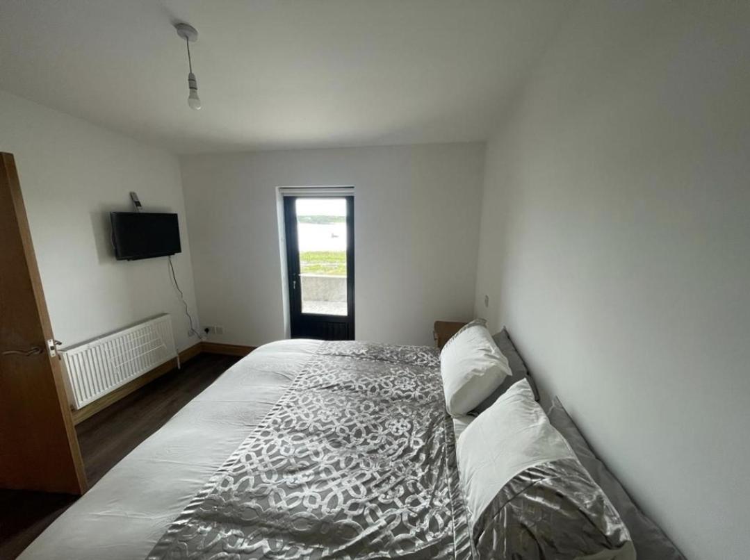 Ostan Gweedore Deluxe Apartments バンベッグ エクステリア 写真